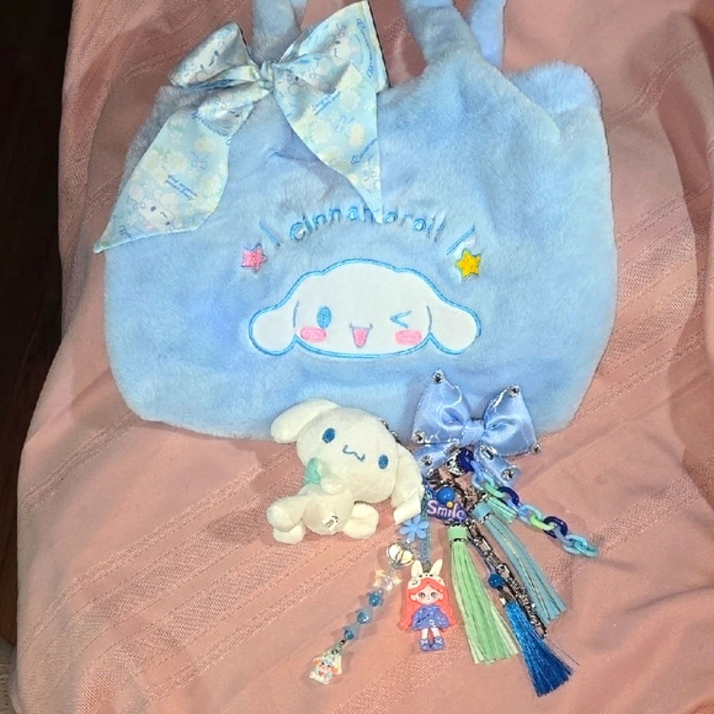 Blue Plush Cinnamoroll Bag with Cinnamoroll Plush Keychain - Picture 8 of 16